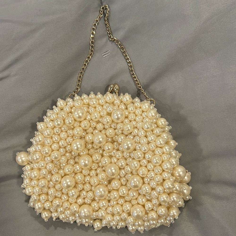 Banana Republic Pearl Clutch Bag - Picture 6 of 8